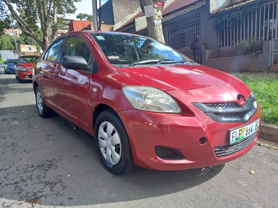 2009 Toyota Yaris Sedan Maroon, Zen3 Petrol, Manual 2009 Toyota Yaris Sedan Maroon, Zen3 Petrol, Manual