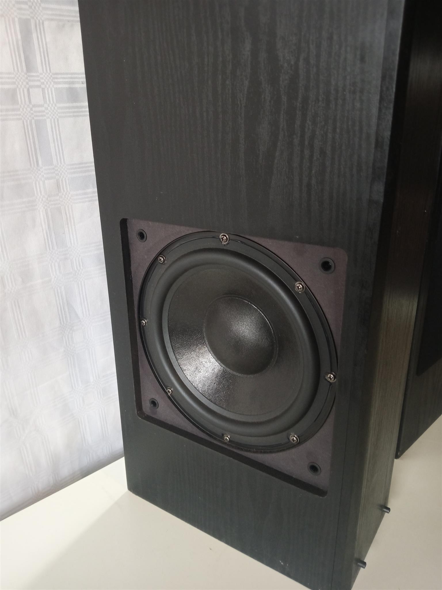 Acoustic Research (AR) Speakers