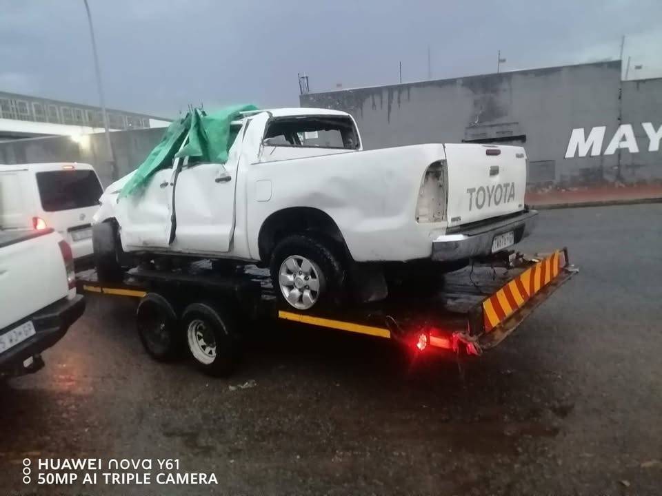 Toyota hilux 2kd stripping - Private Seller Toyota hilux 2kd stripping - Private Seller