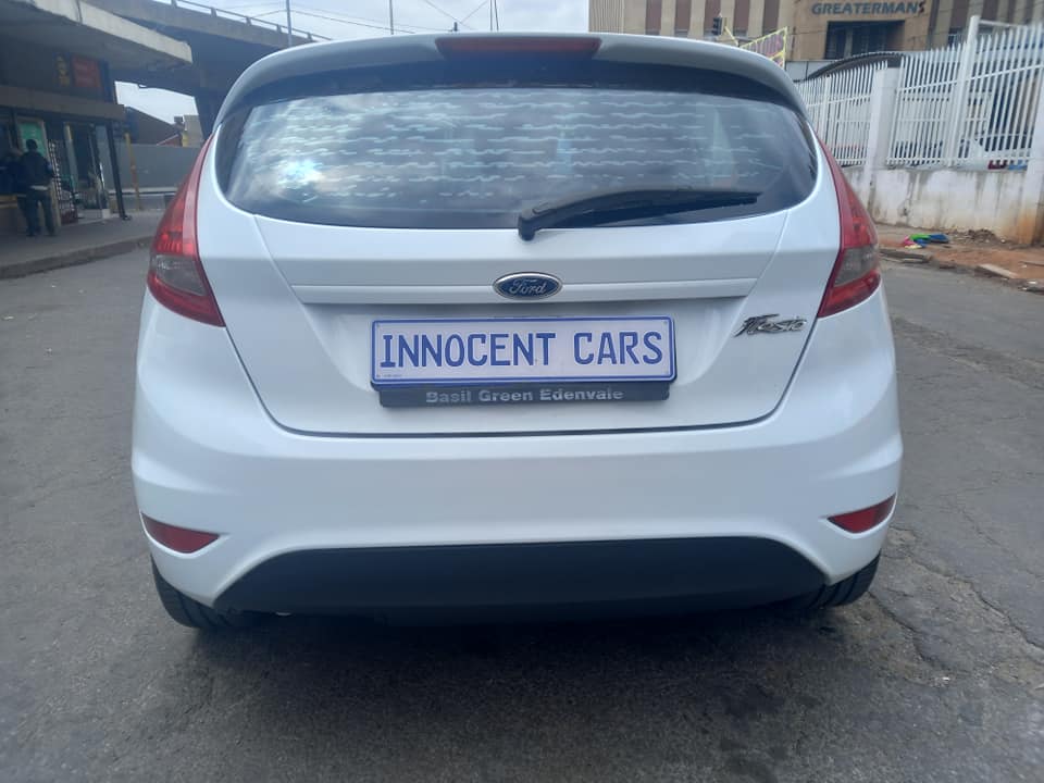 2012 Ford Fiester 1.4 Petrol Engine, White Color, Mileage 91000km Excellent Condition