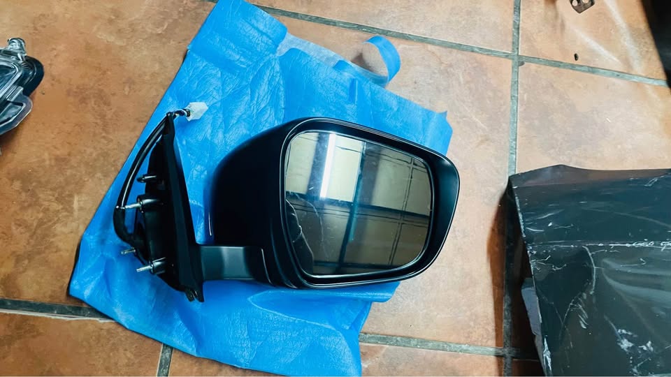 NISSAN QASHQAI SIDE MIRRORS 2013-2025 - Private Seller NISSAN QASHQAI SIDE MIRRORS 2013-2025 - Private Seller