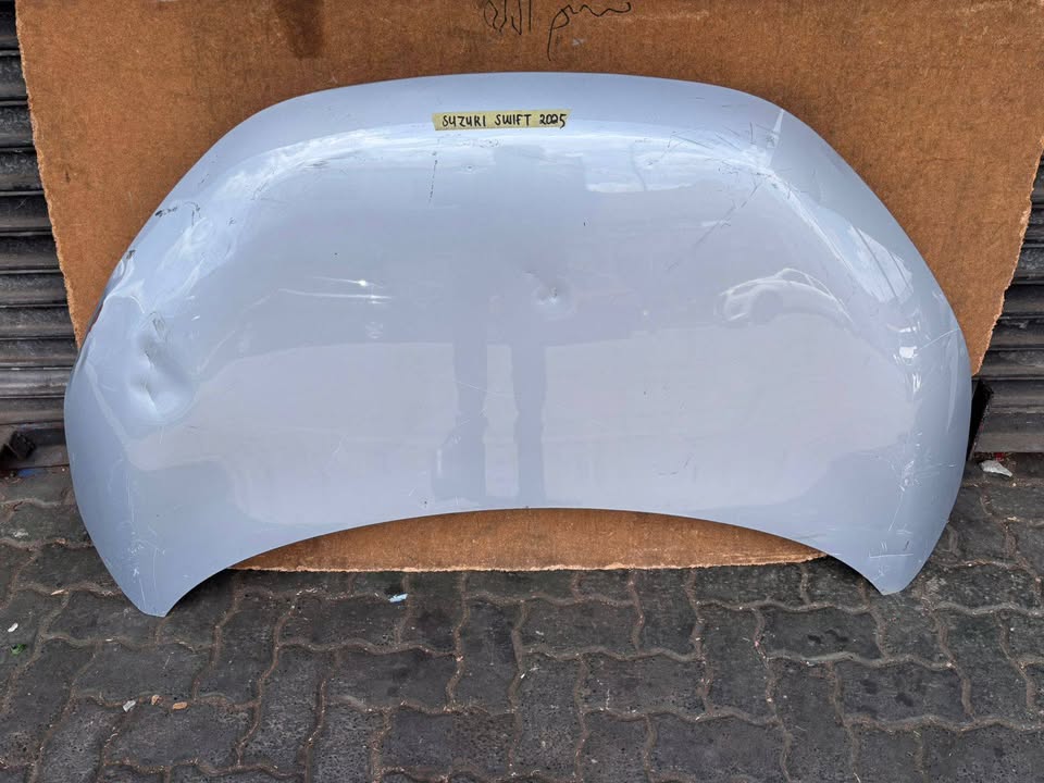 2025 Suzuki Swifts Bonnet - Private Seller