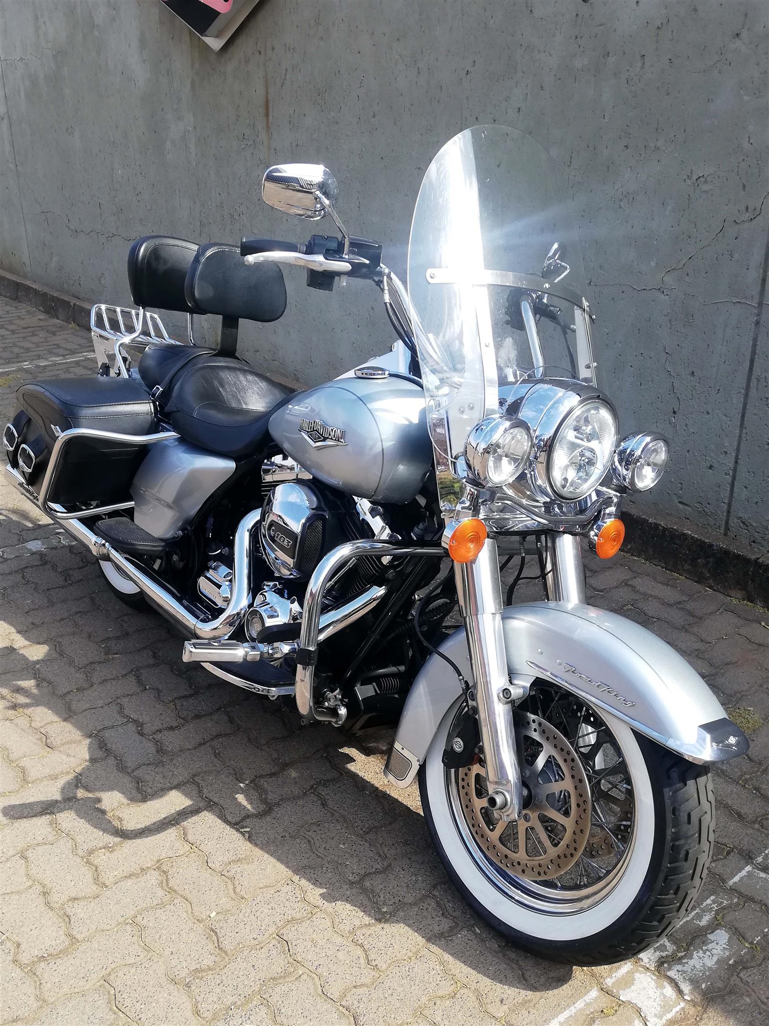 Used 2014 Harley Davidson Road King - Private Seller