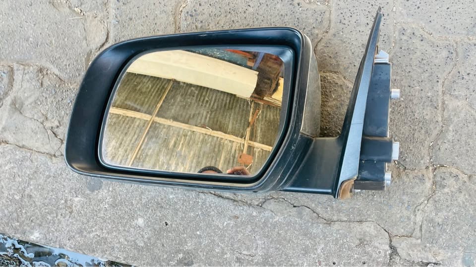 Ford Ranger T7 side mirror - Private Seller Ford Ranger T7 side mirror - Private Seller