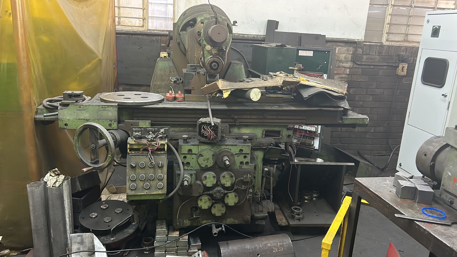 3 x milling machines for sale | Junk Mail