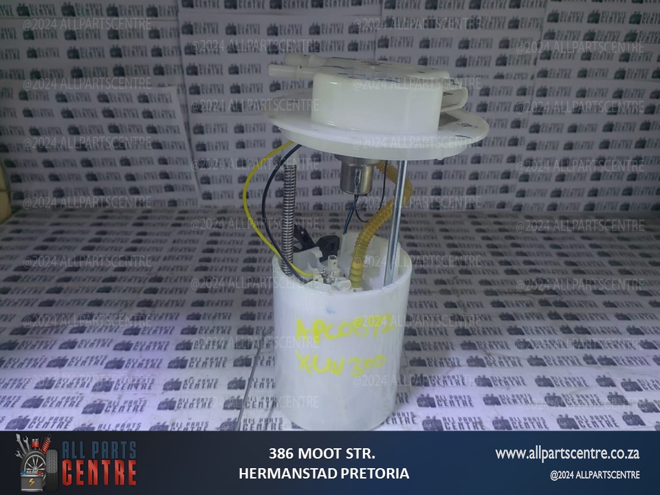 Mahindra Xuv300 petrol fuel pump for sale used Mahindra Xuv300 petrol fuel pump for sale used