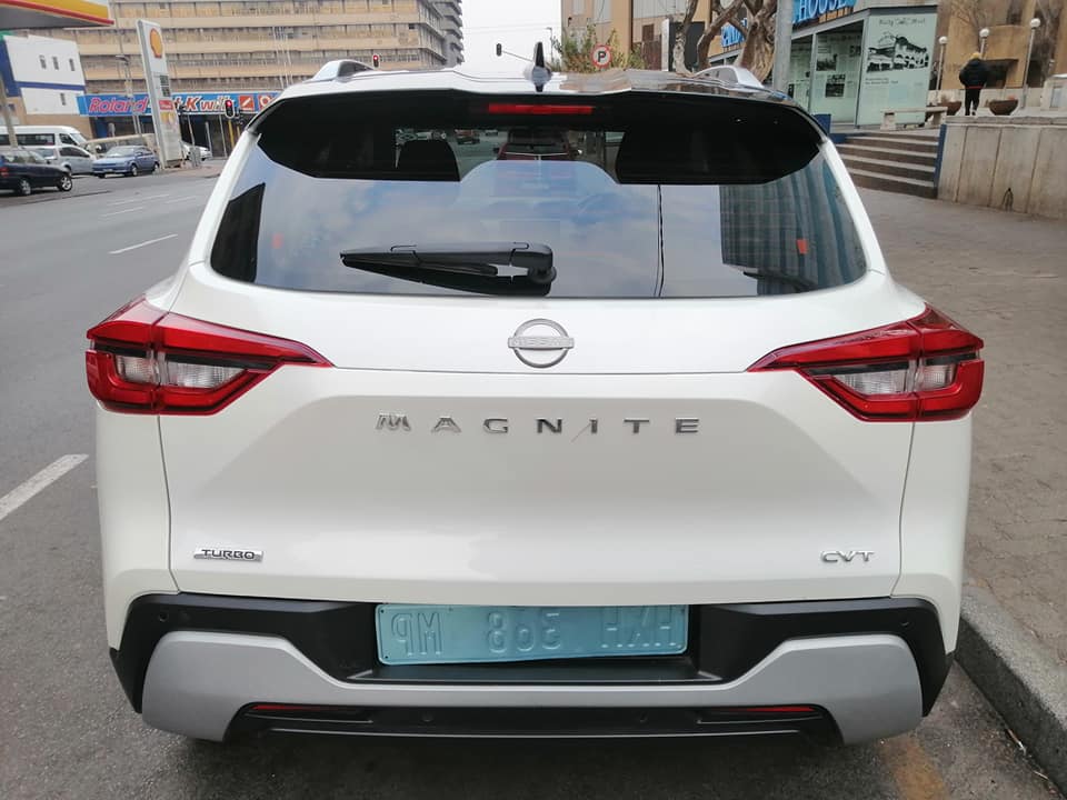 2023 Nissan Magnite 1.0 Turbo CVT 5000km