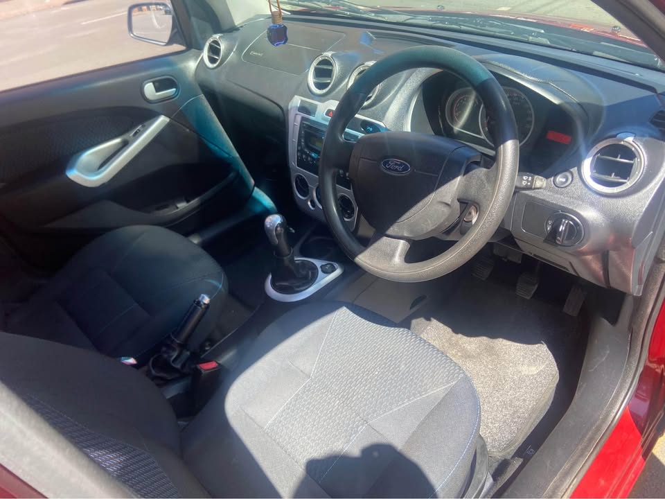 2016 Ford Figo 98000km Manual