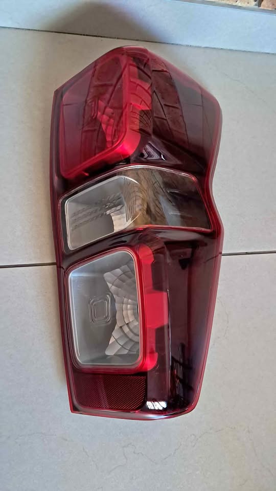 ISUZU DMAX  2023 ON BRAND NEW TAILLIGHTS FORSALE PRICE R795 EACH