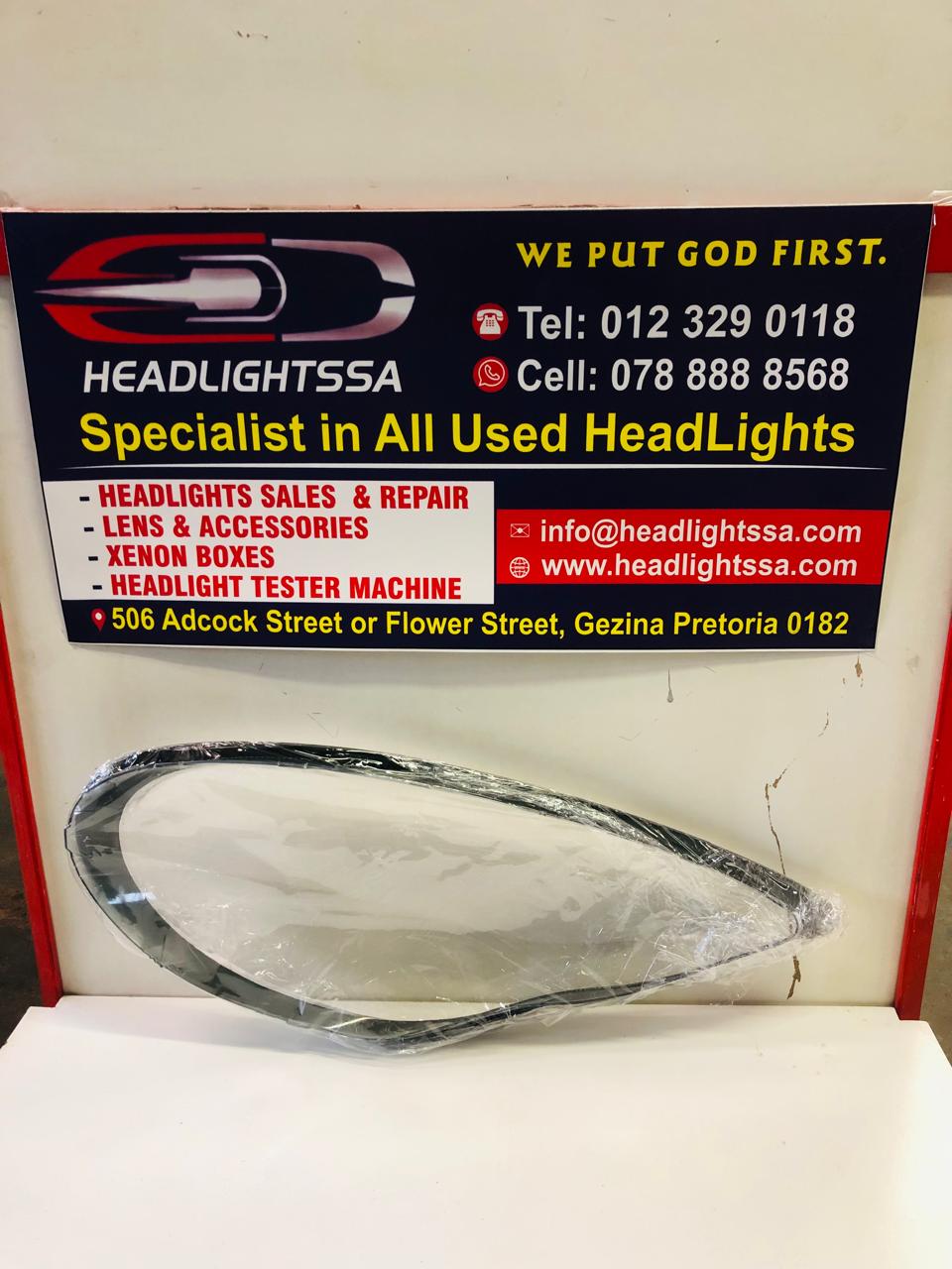 Porsche Panamera left side headlight replacement lens (2011) - Private Seller Porsche Panamera left side headlight replacement lens (2011) - Private Seller