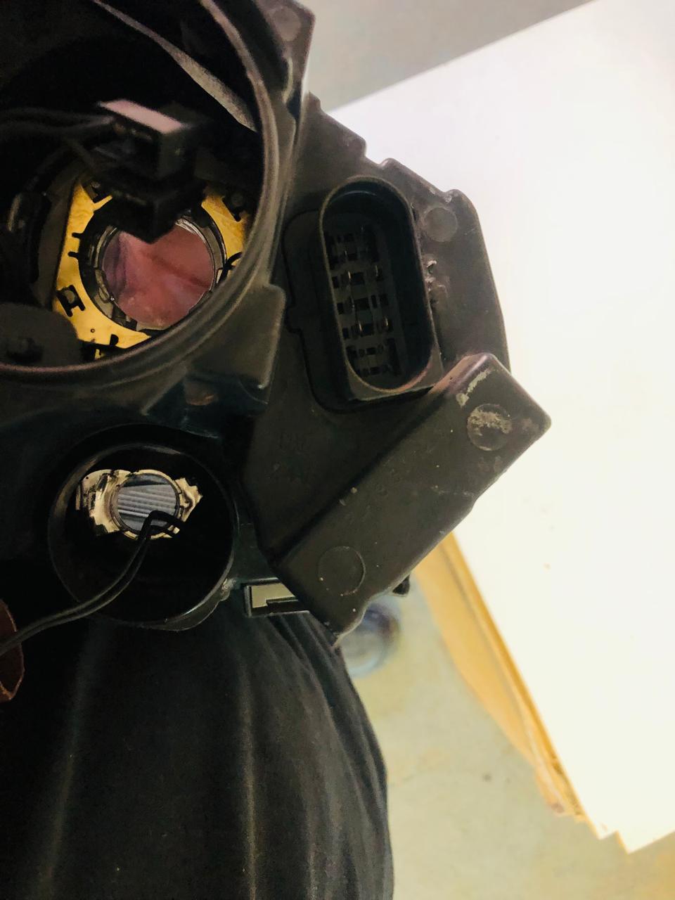 VW Polo 6 GTI left side xenon headlight (2012) - Private Seller VW Polo 6 GTI left side xenon headlight (2012) - Private Seller