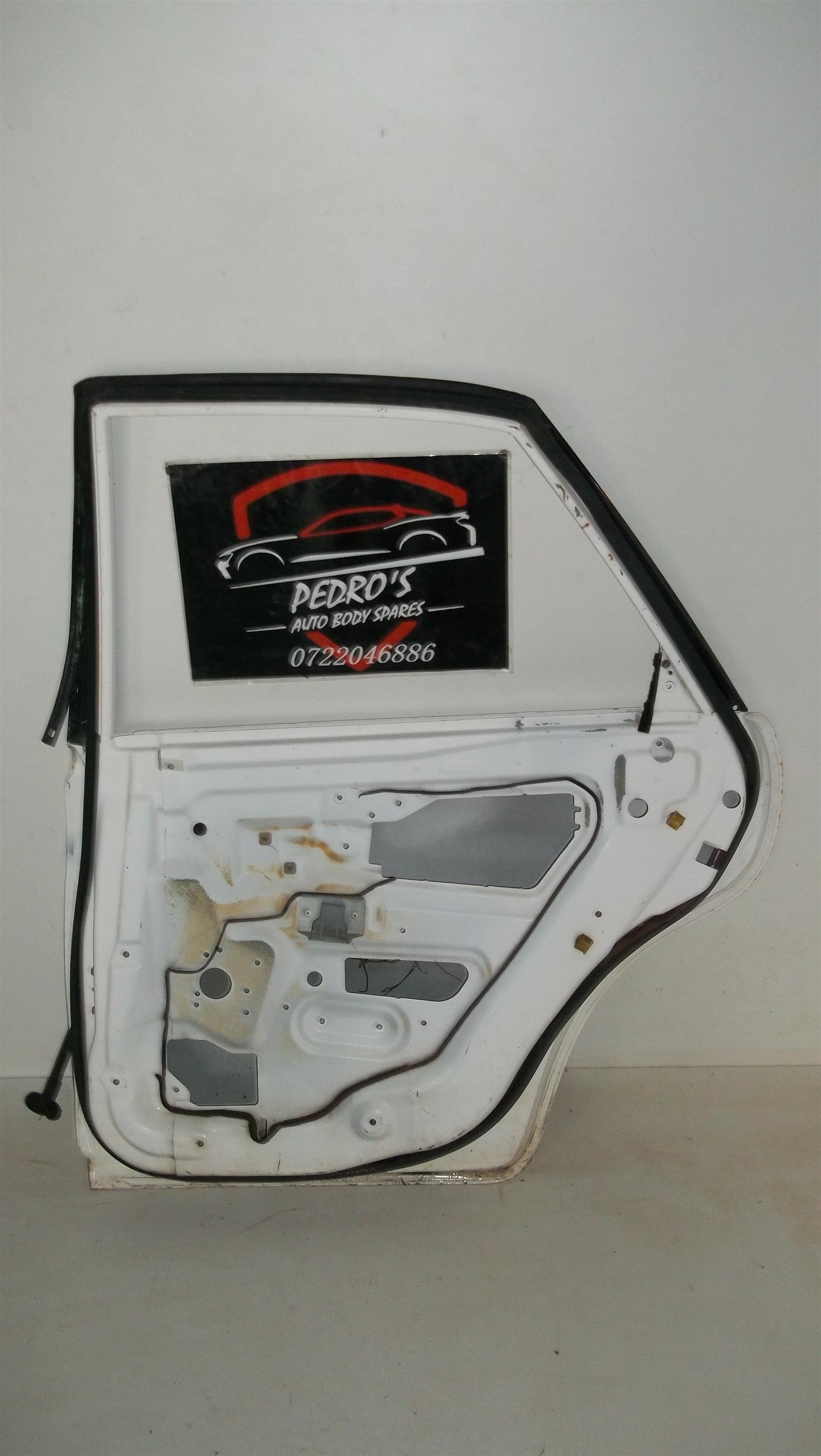 Volvo S40 (Right) passenger door - Private Seller Volvo S40 (Right) passenger door - Private Seller