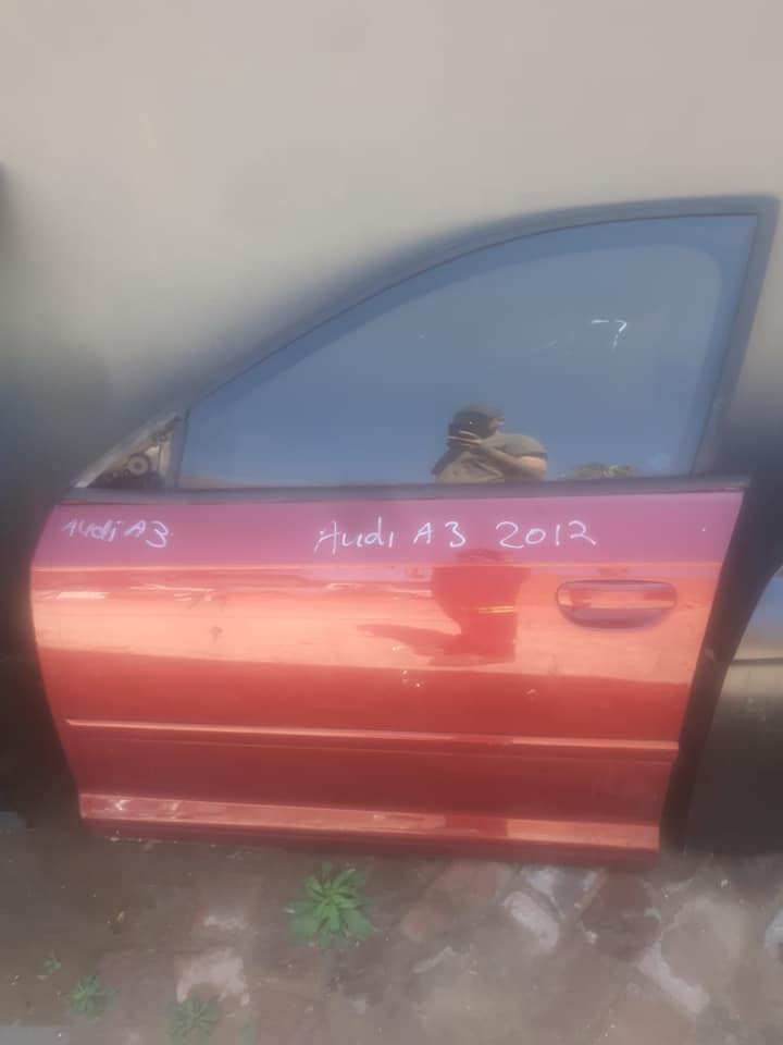 Audi Bmw VW for stripping - Private Seller