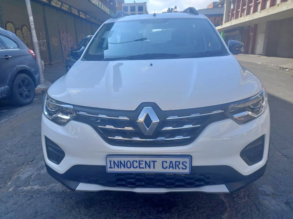 2022 RENAULT TRIBER 1.0 PETROL ENGINE, MANUAL TRANSMISSION,  WHITE COLOUR