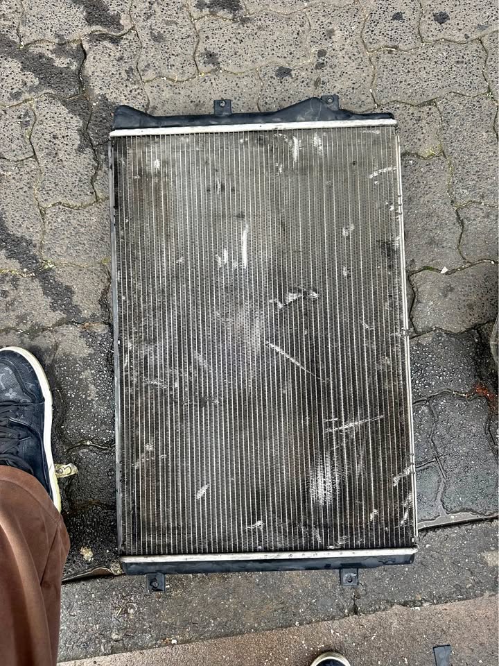 VW Jetta, Golf, GTI, Passat, Beetle, CC, Eos, and Audi A3/TT, Radiator - Private Seller VW Jetta, Golf, GTI, Passat, Beetle, CC, Eos, and Audi A3/TT, Radiator - Private Seller