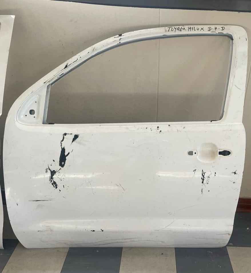 Toyota Hilux D4D Front Left Door. - Private Seller Toyota Hilux D4D Front Left Door. - Private Seller