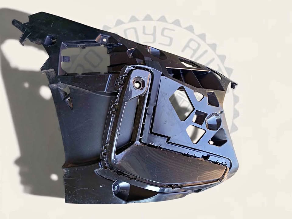 2025 BMW G20 3 SERIES M SPORT LCI RIGHT SIDE INNER BUMPER MOUNTING SUPPORT BRACKET AVAILABLE - Private Seller 2025 BMW G20 3 SERIES M SPORT LCI RIGHT SIDE INNER BUMPER MOUNTING SUPPORT BRACKET AVAILABLE - Private Seller