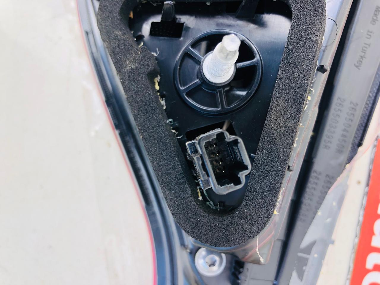 Renault Clio 5 right side inner tailgate light (New) - Private Seller Renault Clio 5 right side inner tailgate light (New) - Private Seller