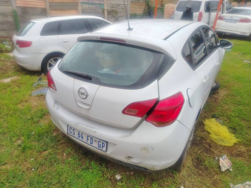 Opel Astra stripping for parts - Private Seller Opel Astra stripping for parts - Private Seller