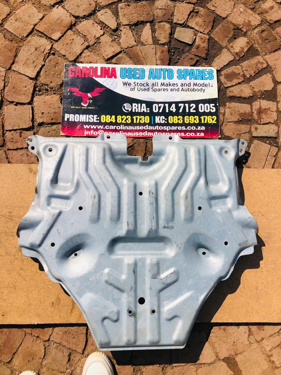Mercedes Benz W204 C180 C-Class steel center engine cover - Private Seller Mercedes Benz W204 C180 C-Class steel center engine cover - Private Seller