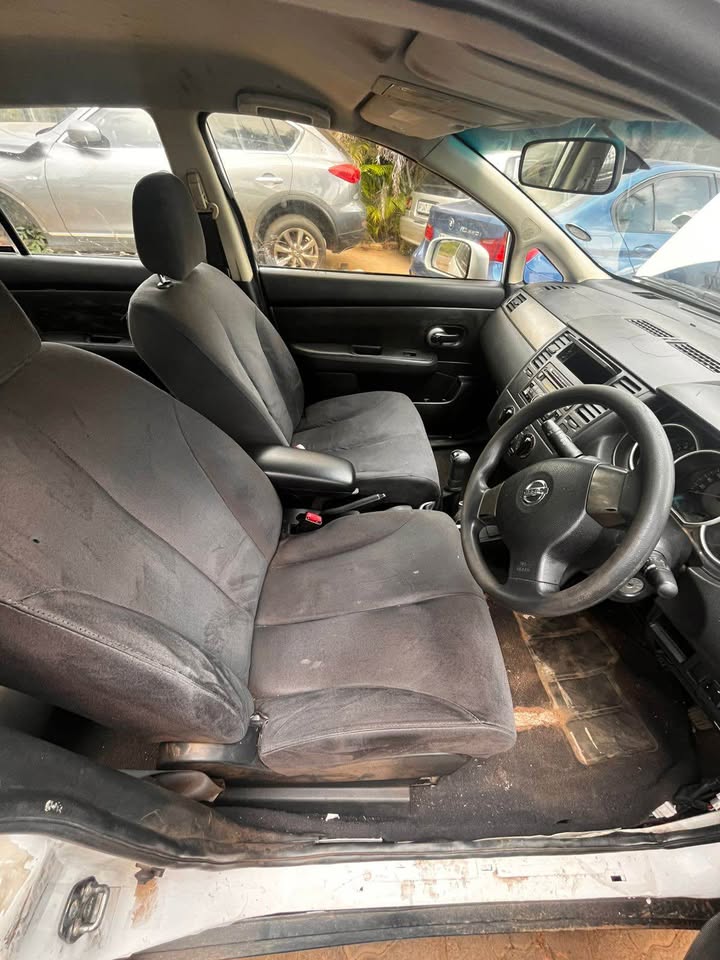 2010 NISSAN TIDA SEDAN FOR SPARES - Private Seller