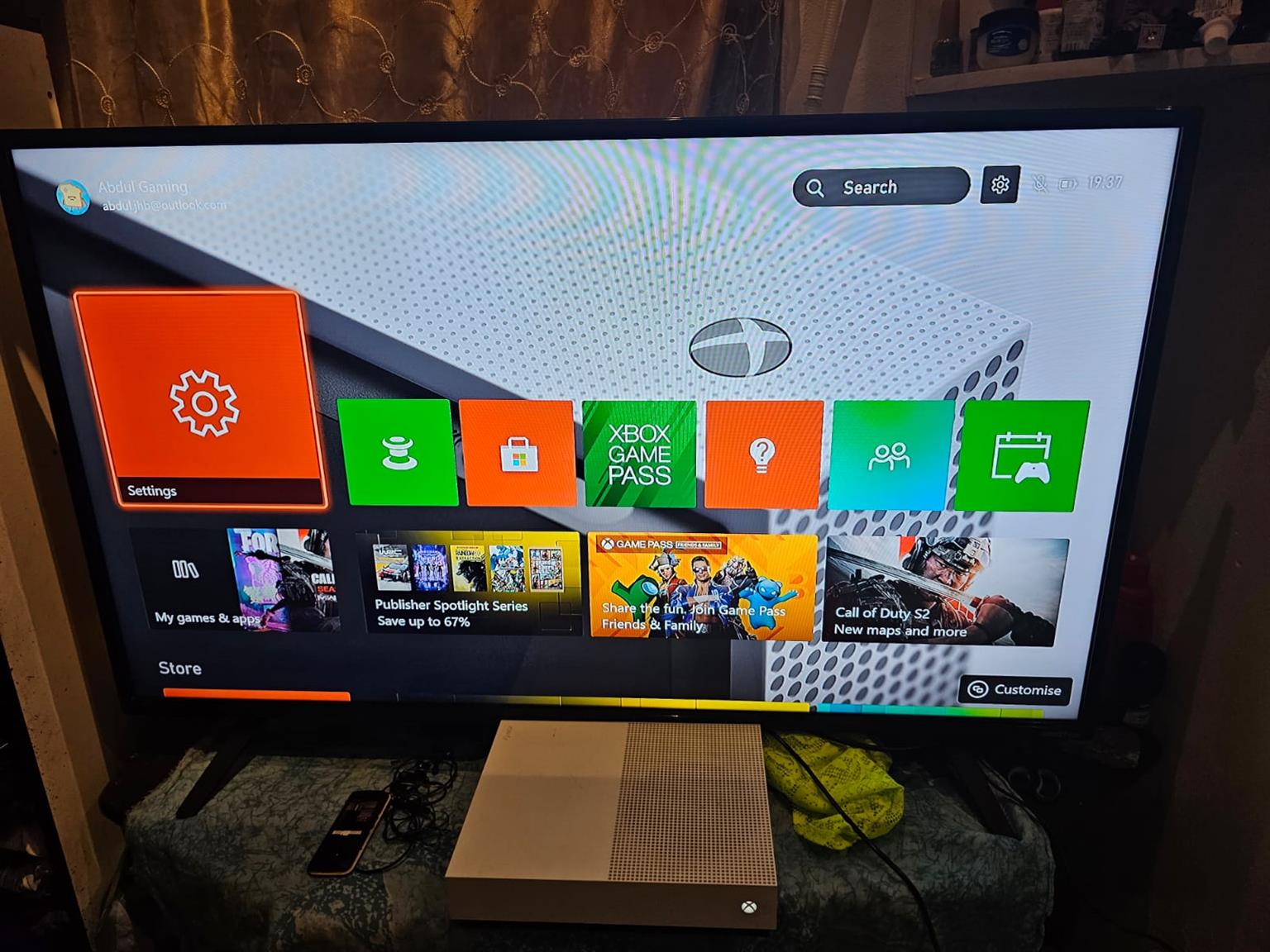 Sinotec 49 inch / 50 inch led tv full hd Model no 49E200G Price