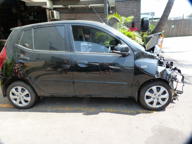 Hyundai i10 1.1 Manual Black - 2014 STRIPPING FOR SPARES - Private Seller