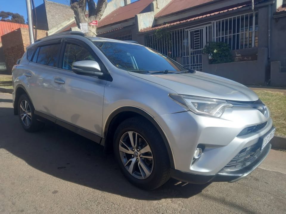 2016 Toyota Rav4 1.6 Petrol, Manual, Silver