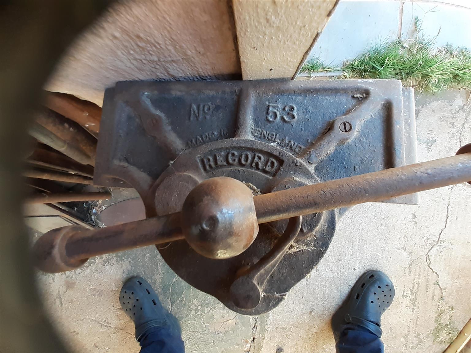 Record 53 woodworkers bench vise