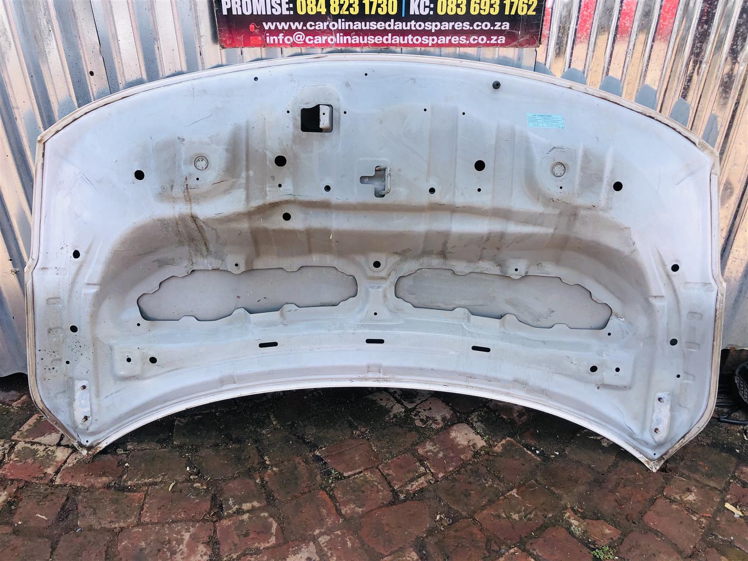 Nissan Almera bonnet - Private Seller