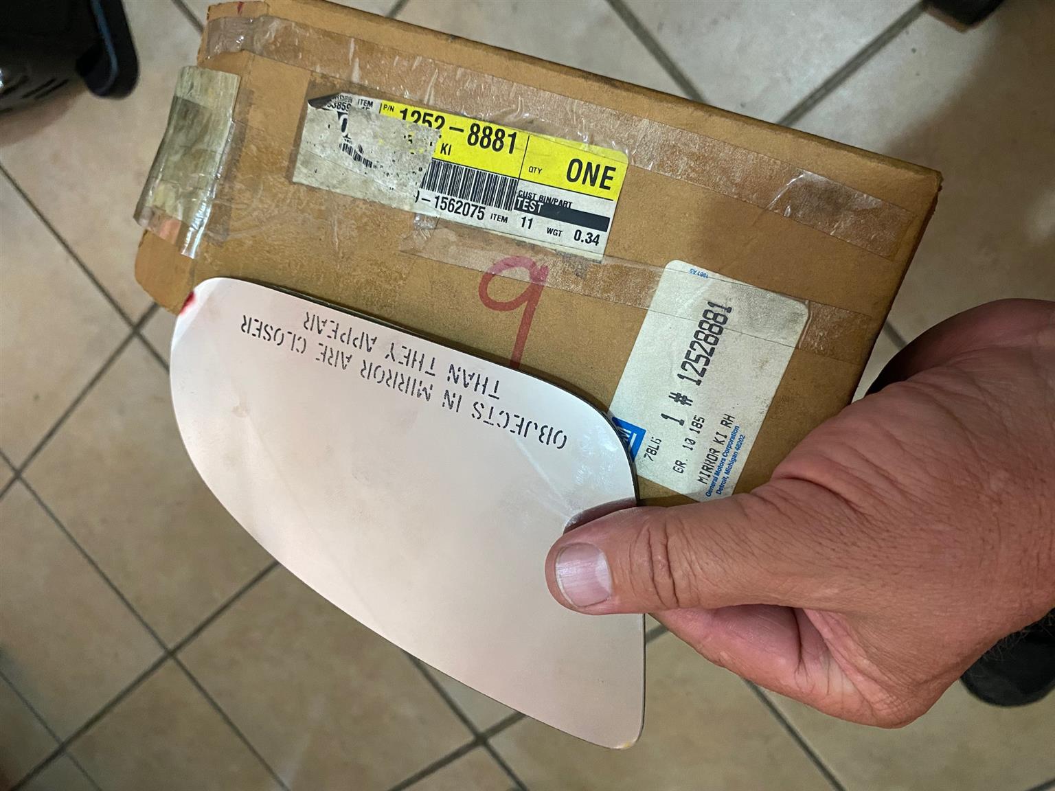 Camaro Mirror Gen 4 Chev - Private Seller