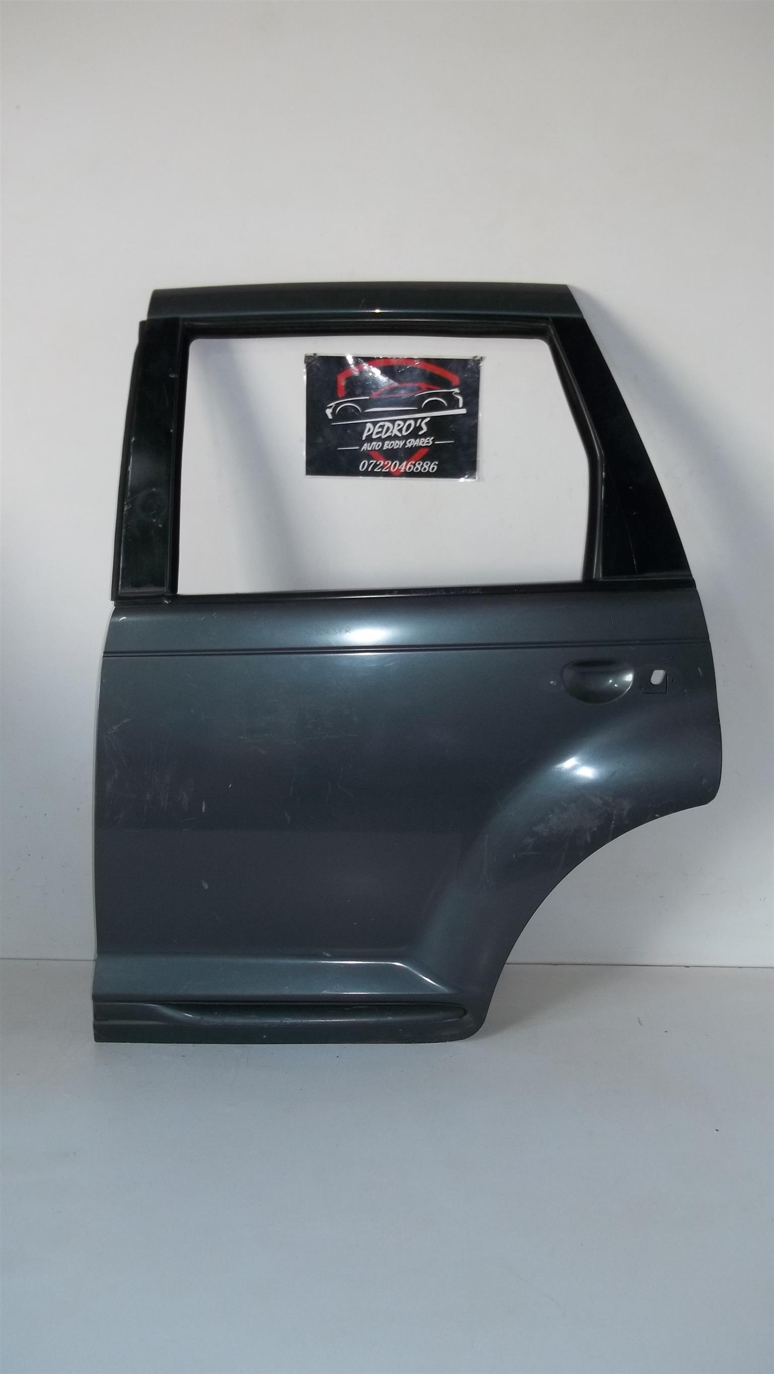 Chrysler PT Cruiser left rear door - Private Seller Chrysler PT Cruiser left rear door - Private Seller