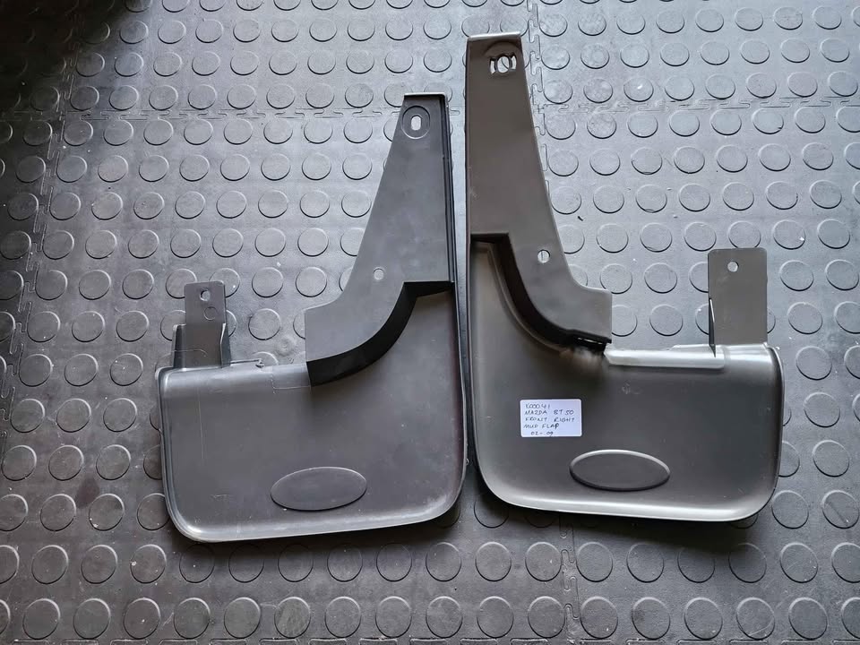 MAZDA BT50 / RANGER T5 ORIGINAL FRONT MUDFLAPS - 2002-09 - Private Seller