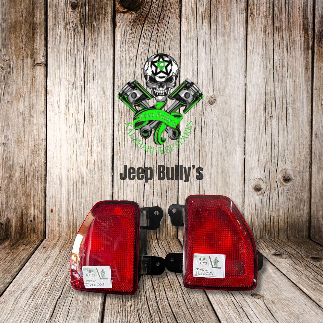 Jeep Wrangler JL Bumper Reflector - Private Seller Jeep Wrangler JL Bumper Reflector - Private Seller
