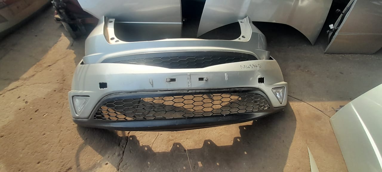 #RebuildCentre Honda Civic Robocop stripping for spares - Private Seller