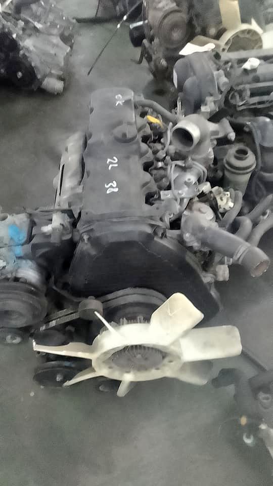 TOYOTA HILUX 2L 2.4L COMPLETE ENGINE FOR SALE - Private Seller TOYOTA HILUX 2L 2.4L COMPLETE ENGINE FOR SALE - Private Seller
