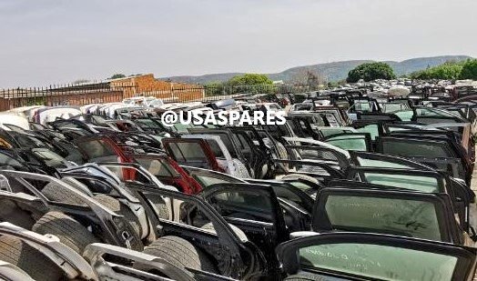 Jeep, Dodge and Chrysler Doors For Sale WhatsApp Andrew on - Private Seller