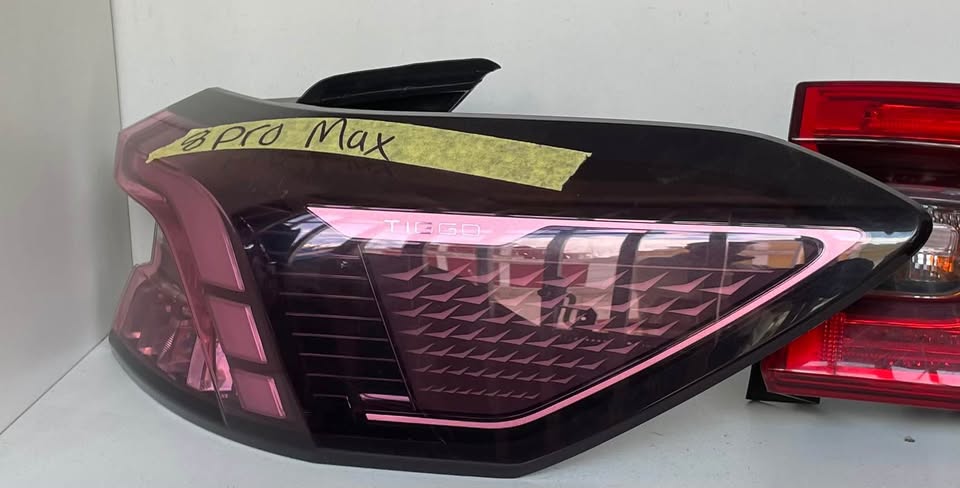 Chery Tiggo 8 Pro taillight - Private Seller Chery Tiggo 8 Pro taillight - Private Seller