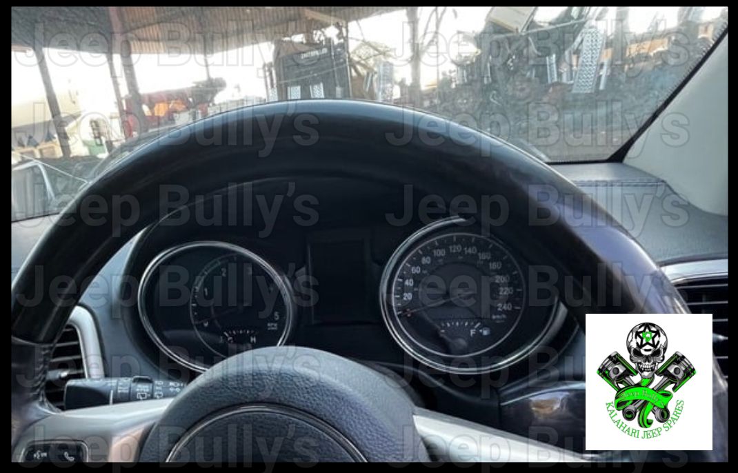 Jeep Grand Cherokee Wk2 3.0 Cluster - Private Seller Jeep Grand Cherokee Wk2 3.0 Cluster - Private Seller