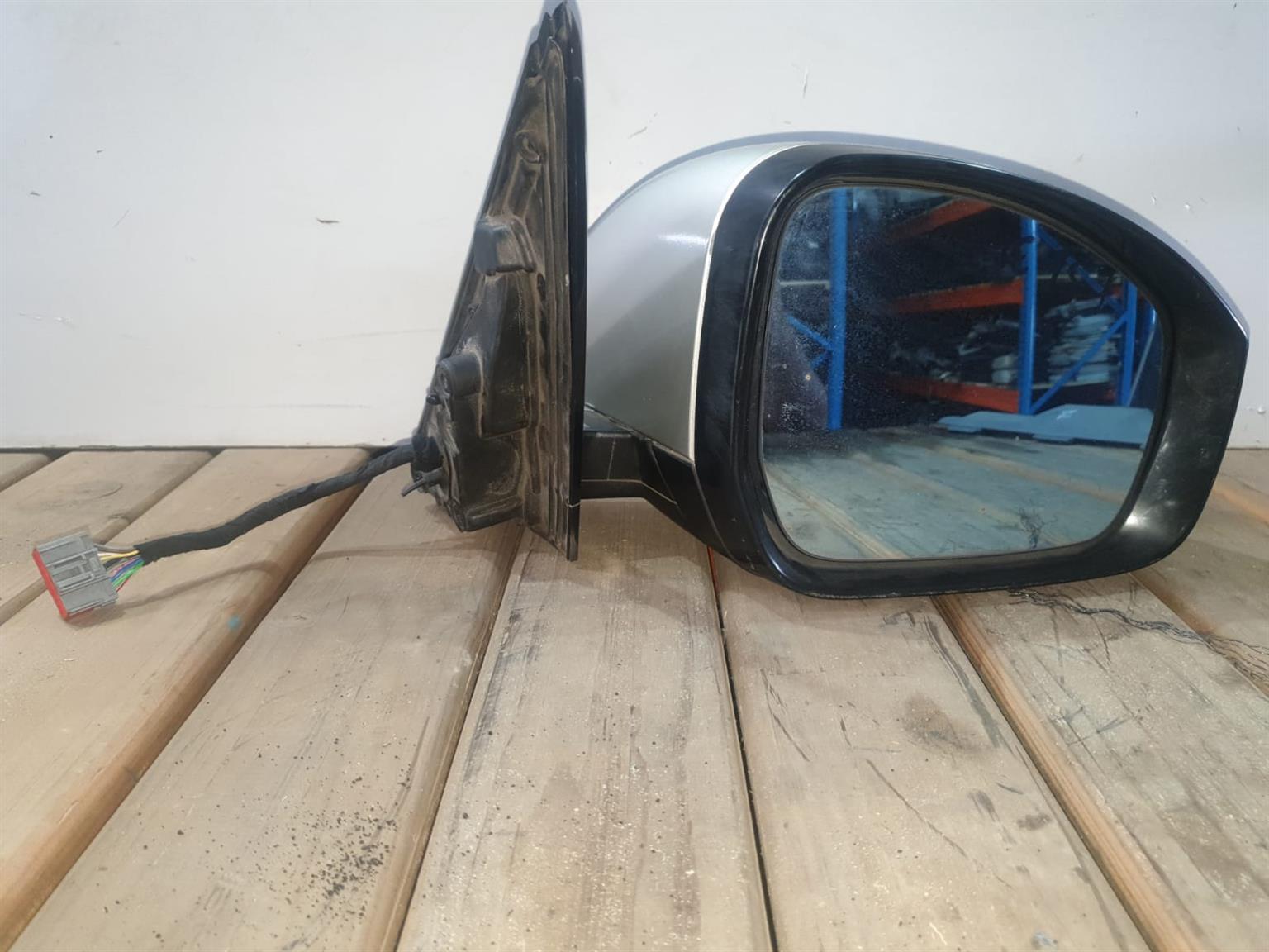 RANGE ROVER BIG BODY RIGHT DOOR MIRROR