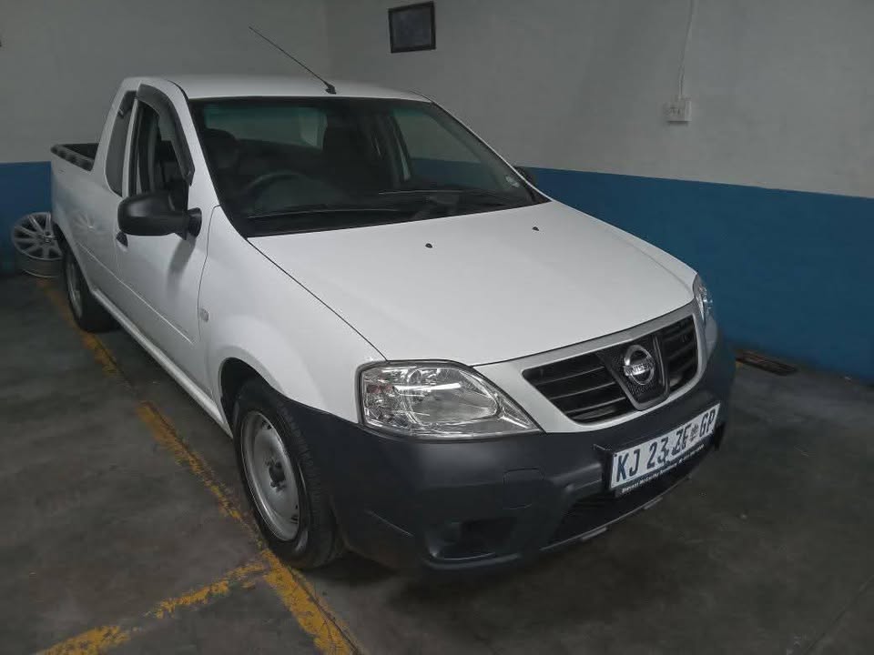 Nissan NP200 2021