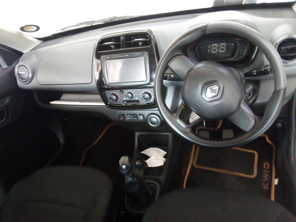 2019 Renault kwid 1. White Manual Petrol