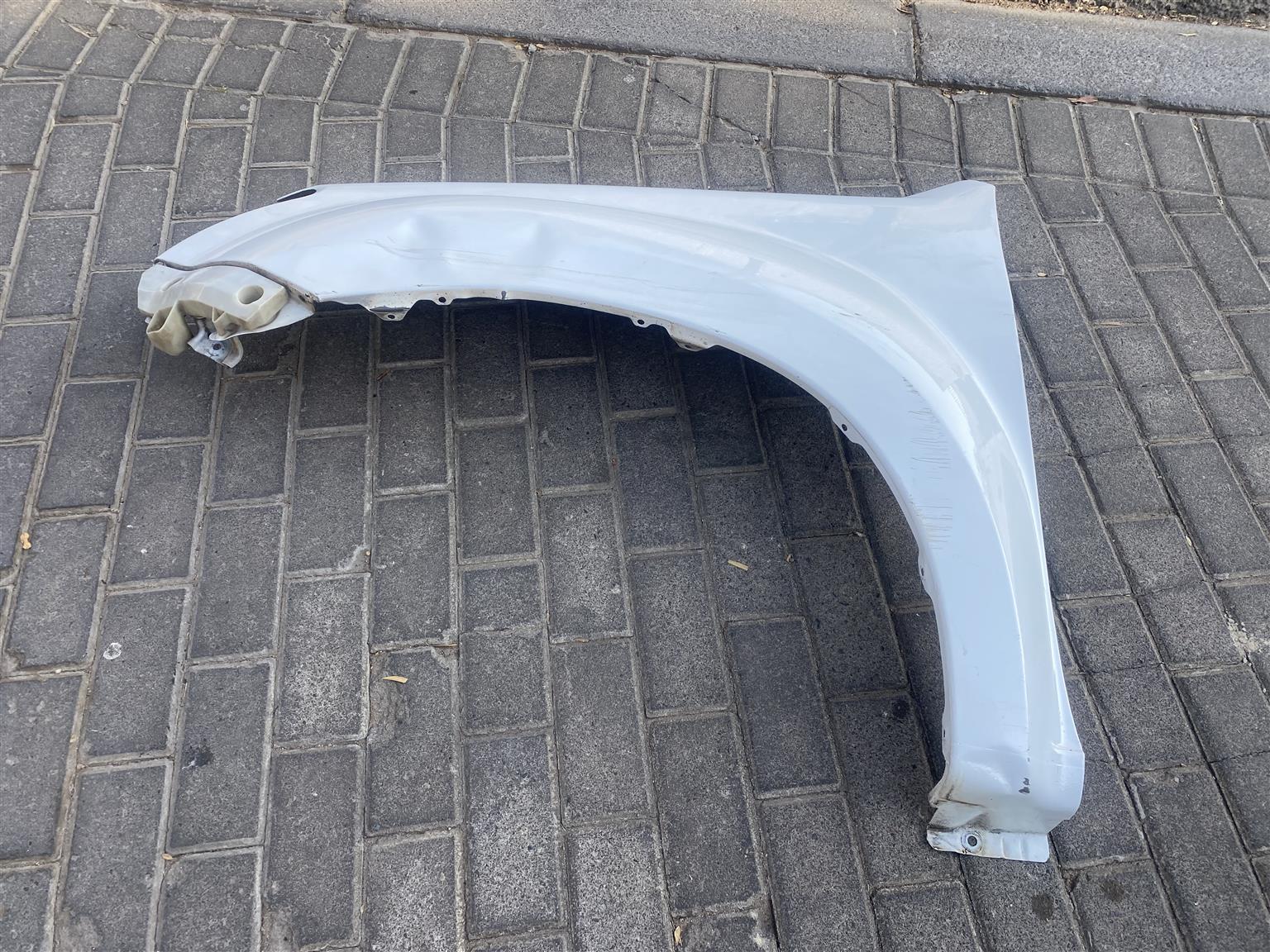2021 ISUZU D-MAX FLEETSIDE LEFT FRONT FENDER FOR SALE - Private Seller