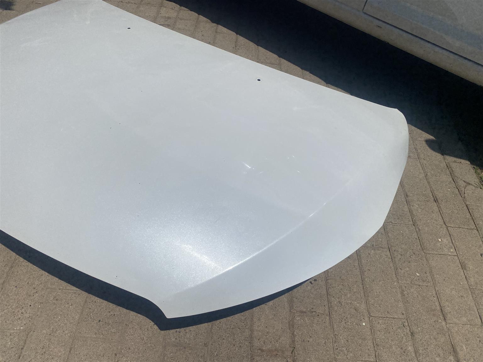 2021 SUZUKI CIAZ BONNET HOOD FOR SALE. IN EXCELLENT CONDITION - Private Seller