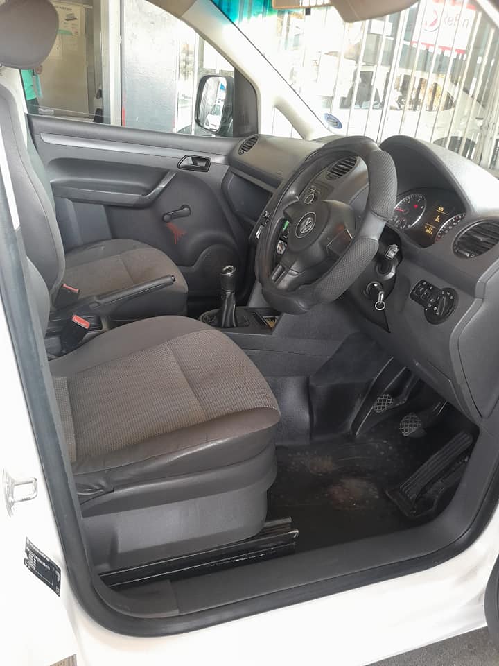 2013 VW CADDY 2.0 PANEL VAN MANUAL