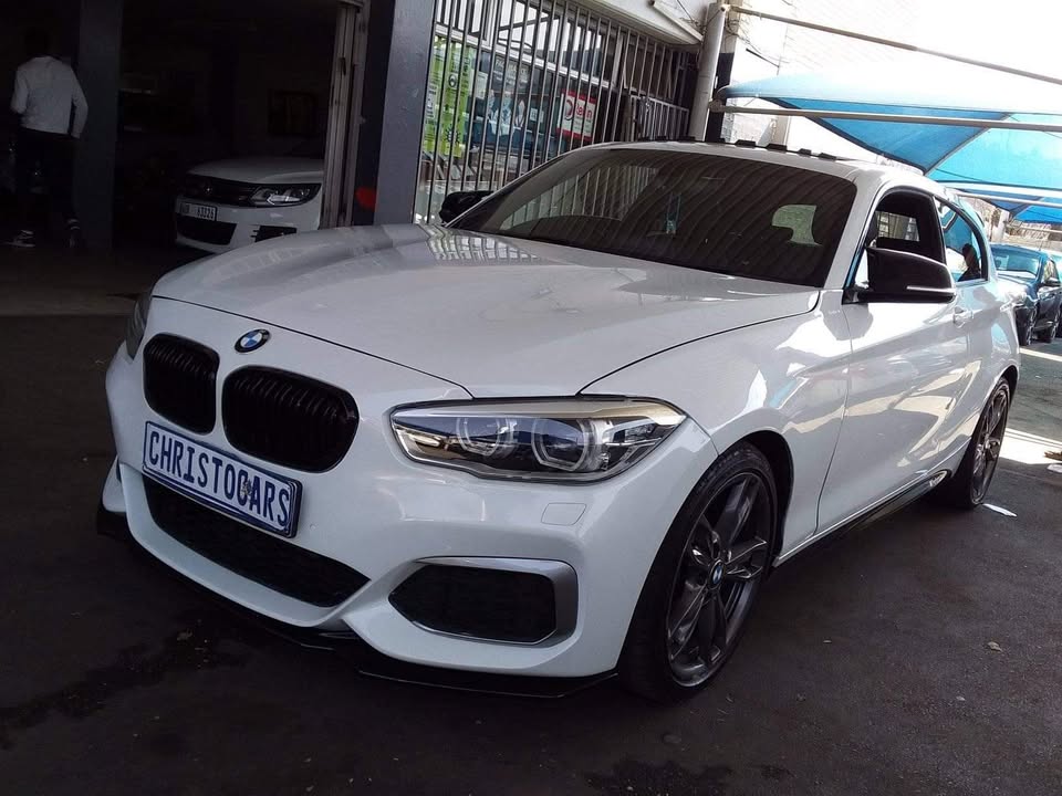 2017 BMW f21 hatchback 2017