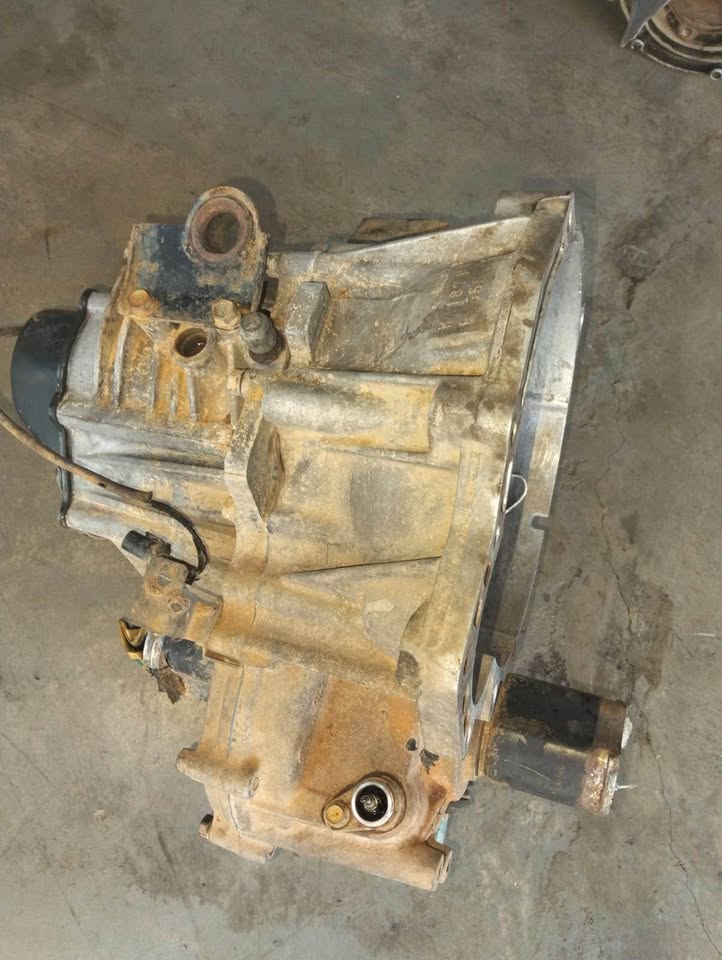 HYUNDAI ATOS G4HG GEARBOX FOR SALE CALL/WHATSAPP: / - Private Seller