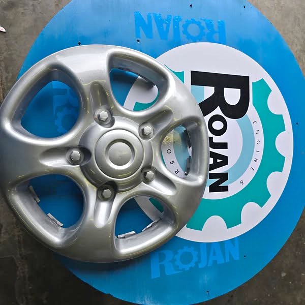 Mahindra Scorpio 16" Wheel Cap (Set of 4) - Private Seller Mahindra Scorpio 16" Wheel Cap (Set of 4) - Private Seller