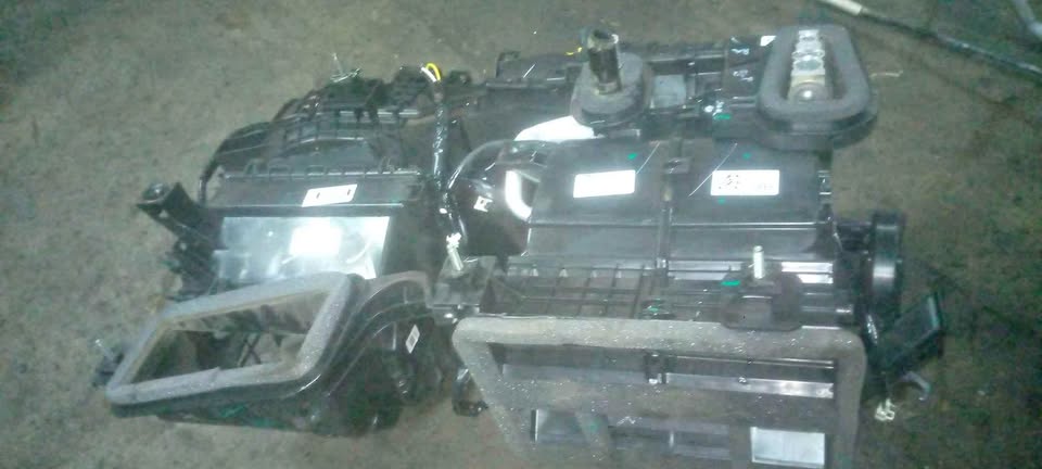 Suzuki Grand Vitara new shape heater box - Private Seller Suzuki Grand Vitara new shape heater box - Private Seller
