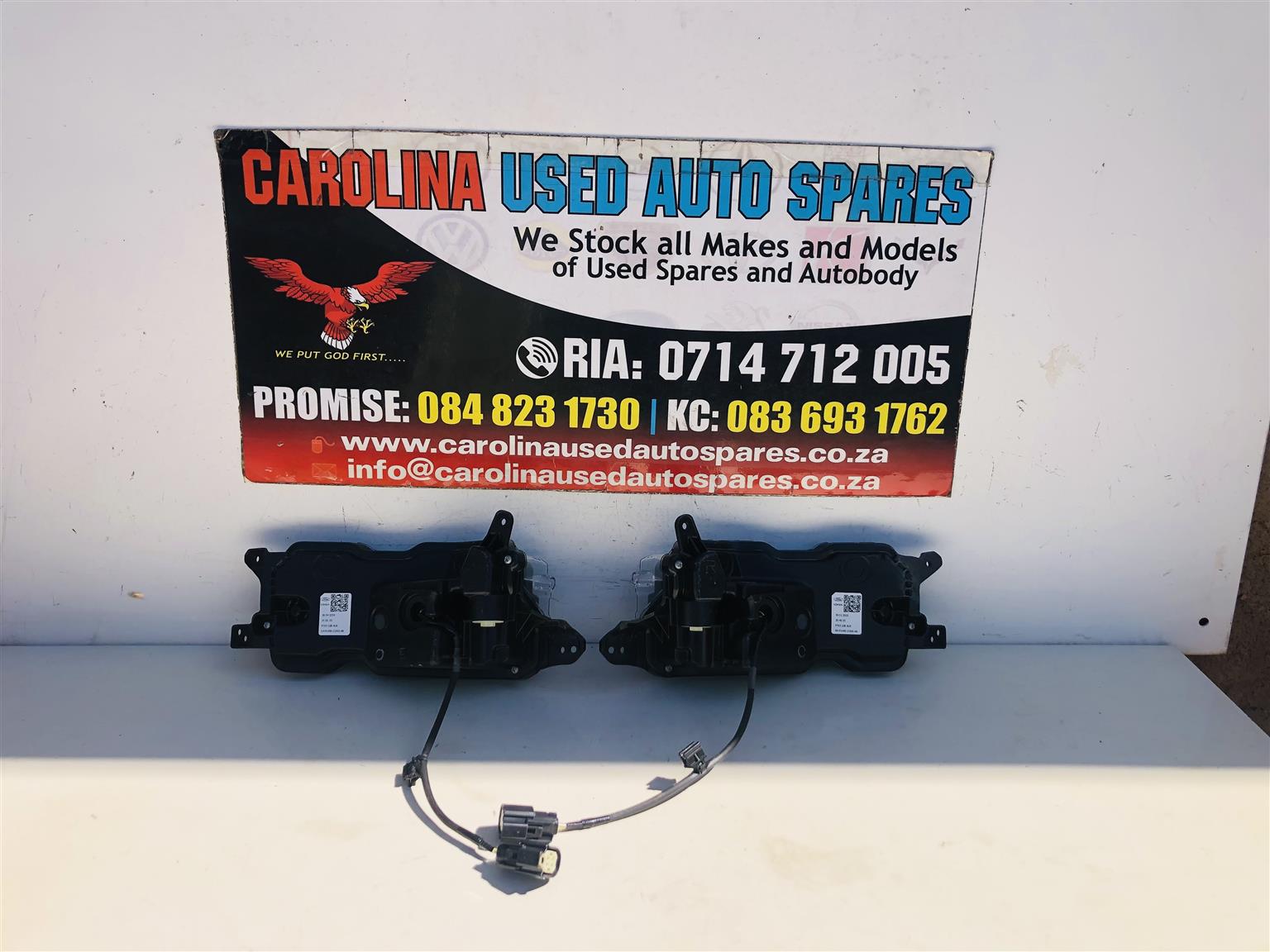 Ford Ranger T9 wildtrek left and right daylight running light (2024) - Private Seller Ford Ranger T9 wildtrek left and right daylight running light (2024) - Private Seller